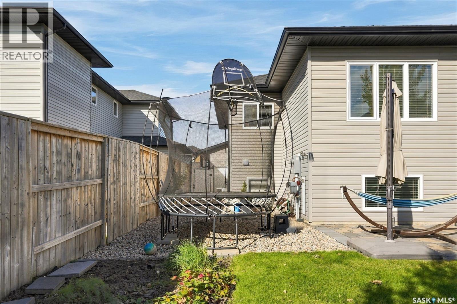 1119 Pringle Way, Saskatoon, SK