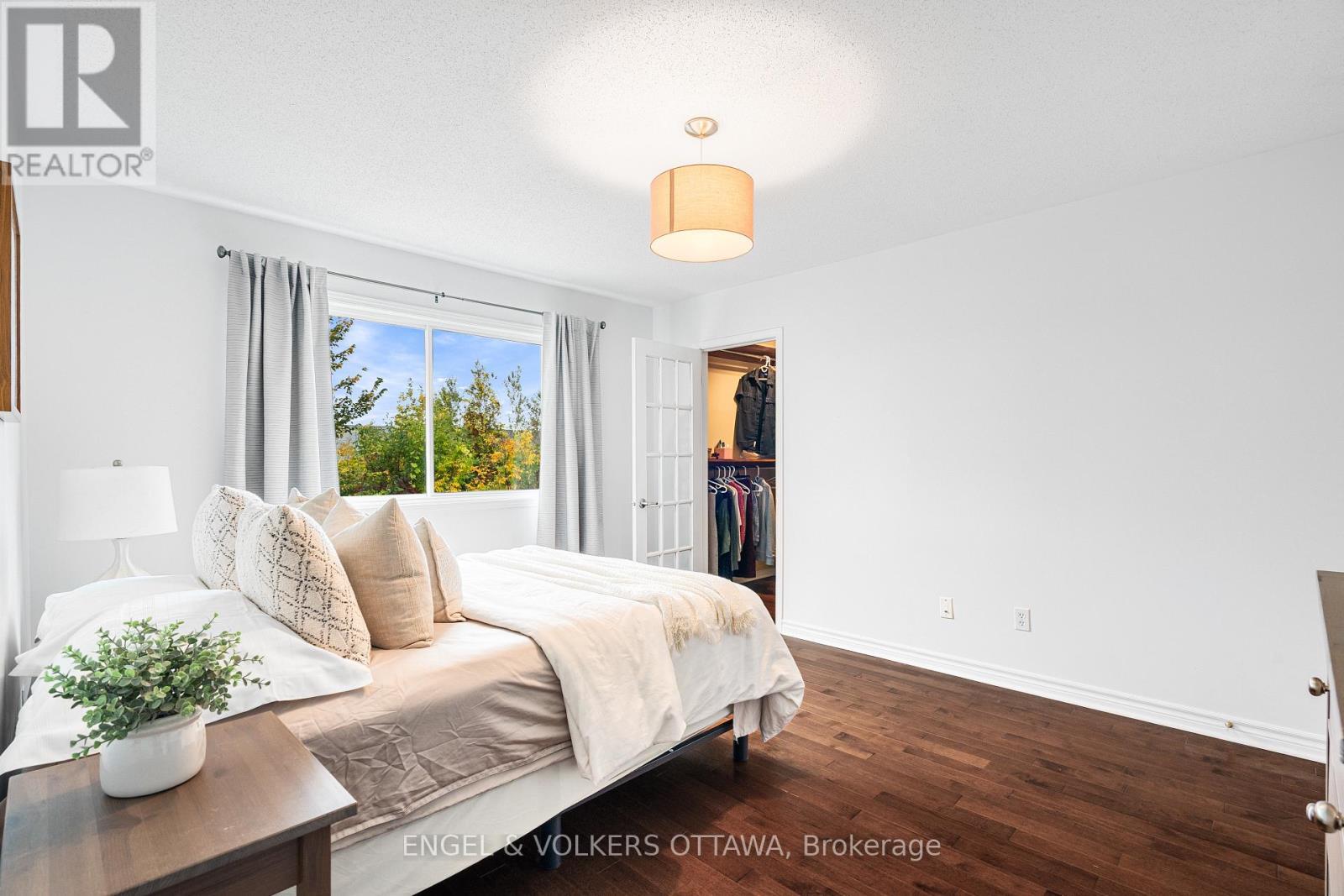 2032 Avenue P, Ottawa, ON