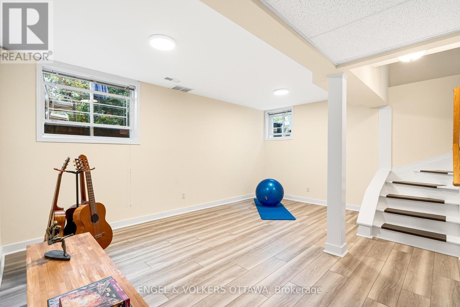 2032 Avenue P, Ottawa, ON
