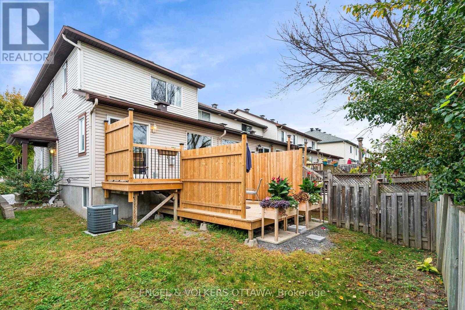 2032 Avenue P, Ottawa, ON