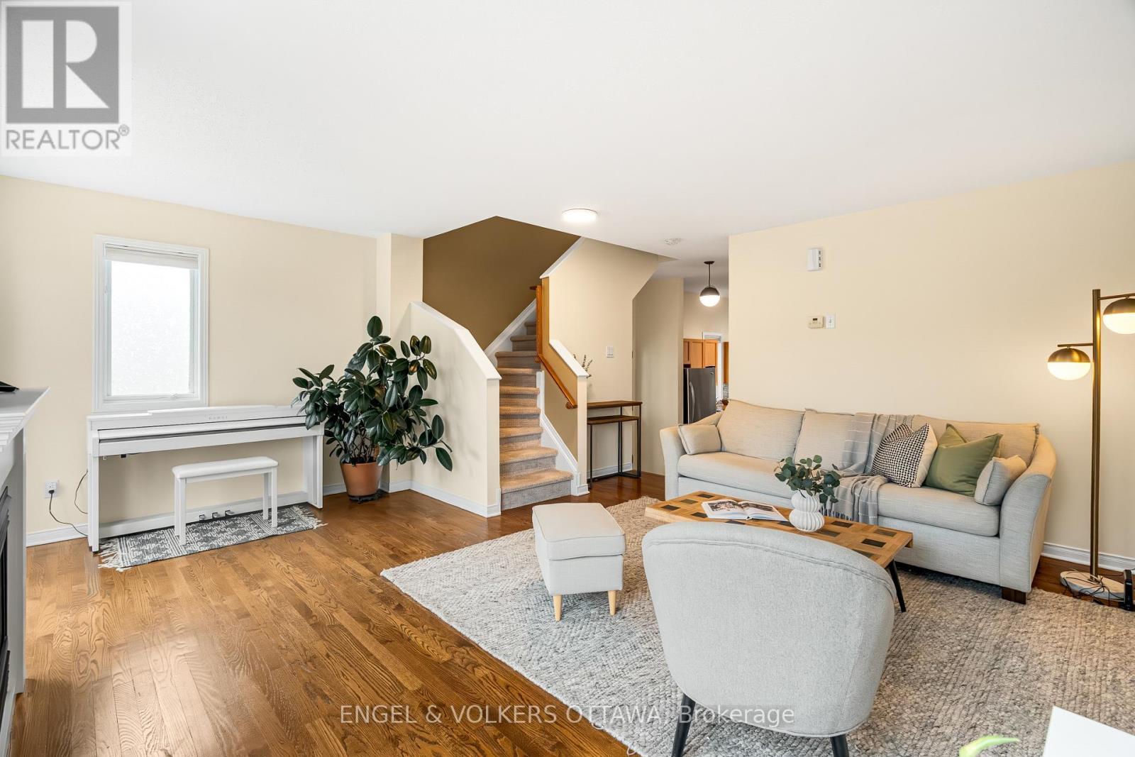 2032 Avenue P, Ottawa, ON