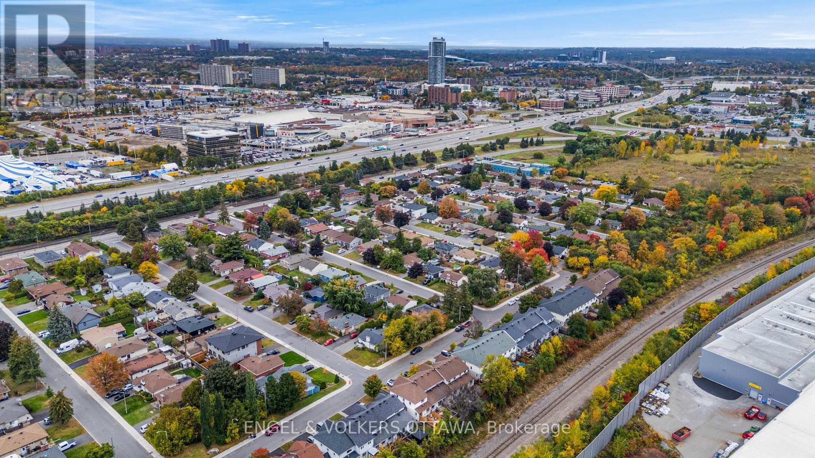 2032 Avenue P, Ottawa, ON