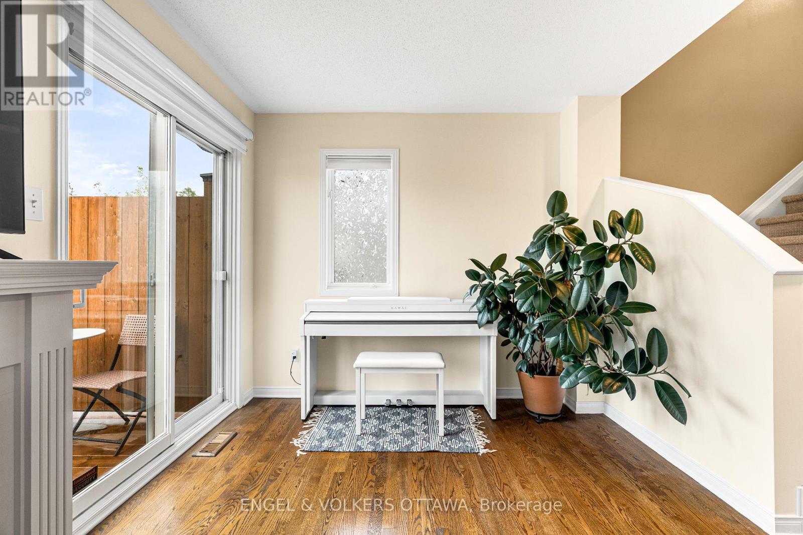 2032 Avenue P, Ottawa, ON
