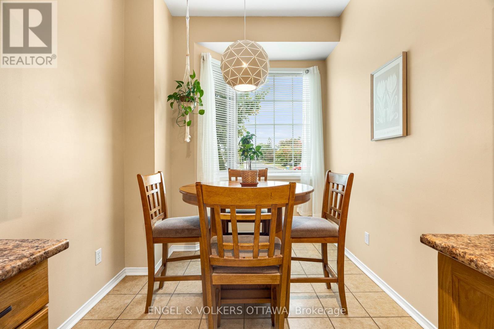 2032 Avenue P, Ottawa, ON