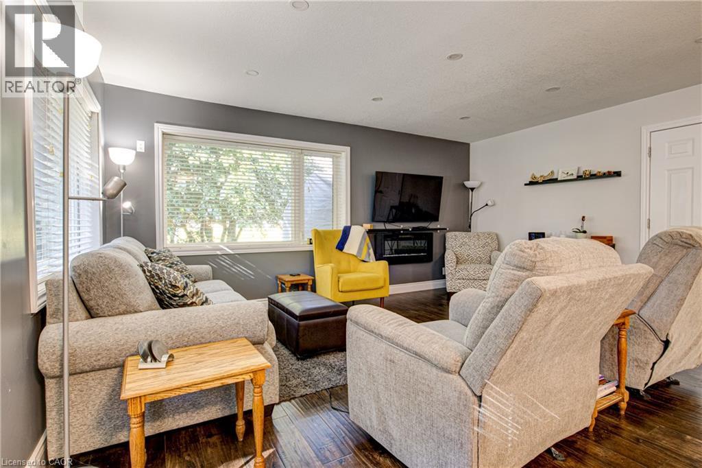 3 Oakwood Avenue, Kitchener, ON