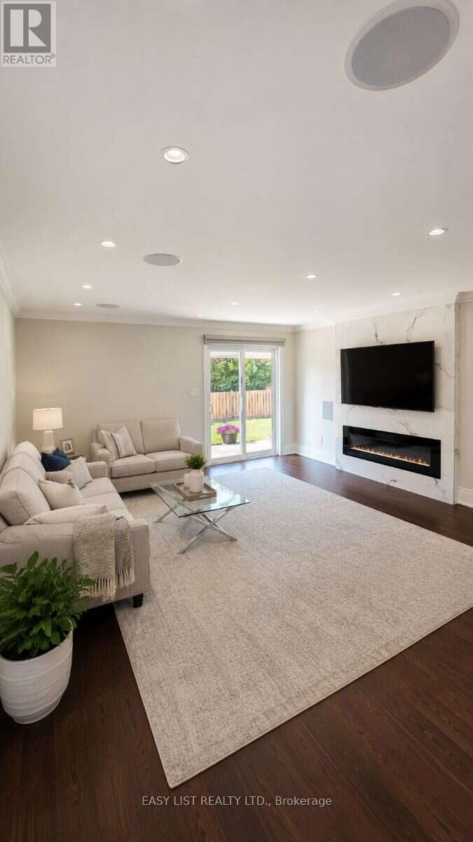 103 Fifefield Drive, Vaughan, ON