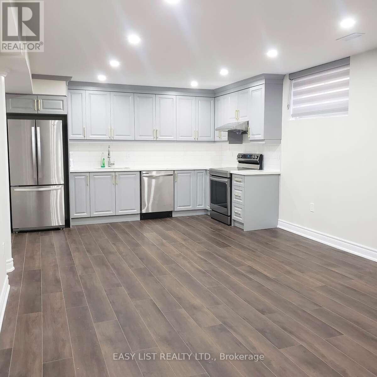 103 Fifefield Drive, Vaughan, ON