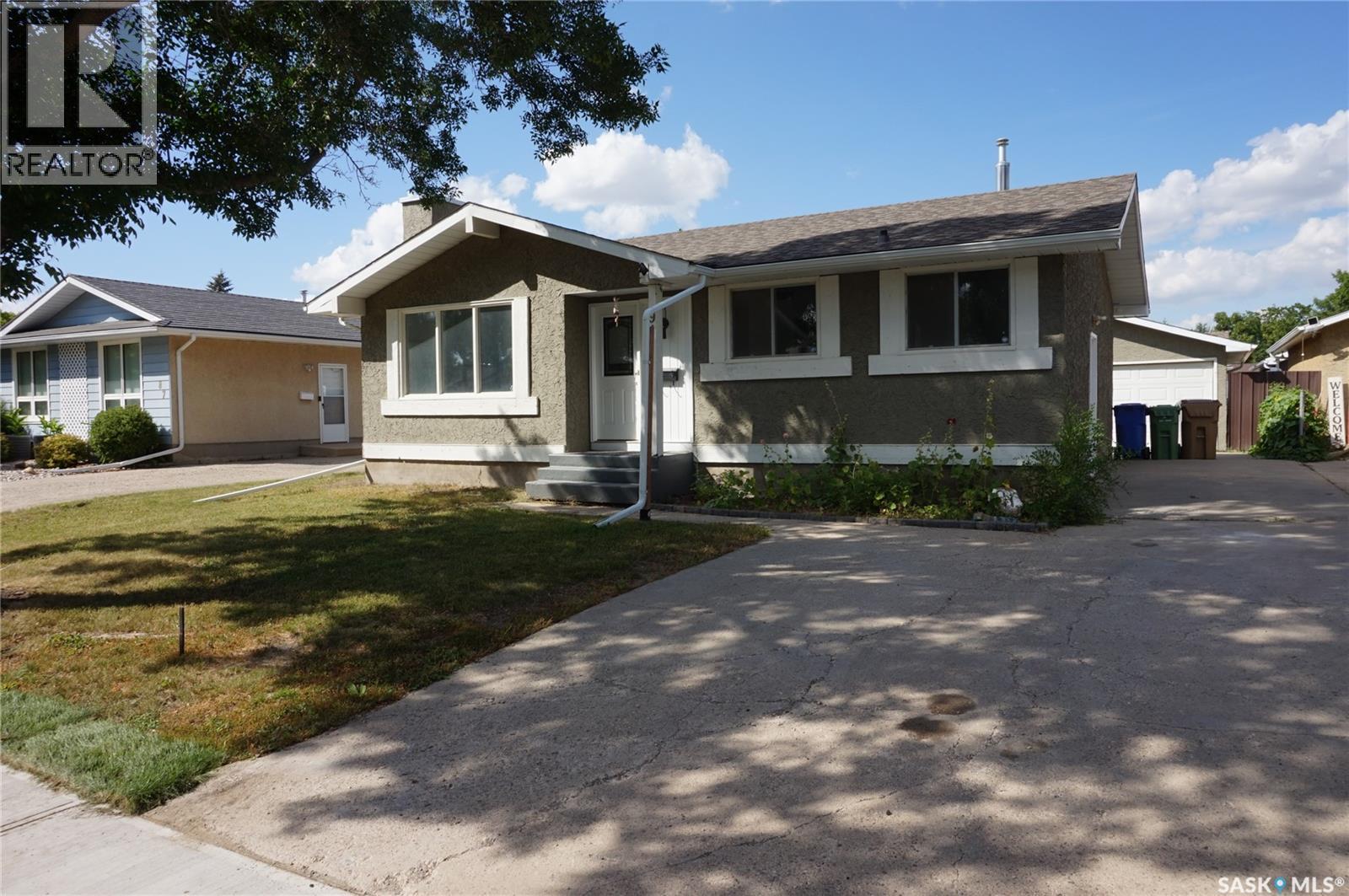 91 Plant Crescent, Regina, SK
