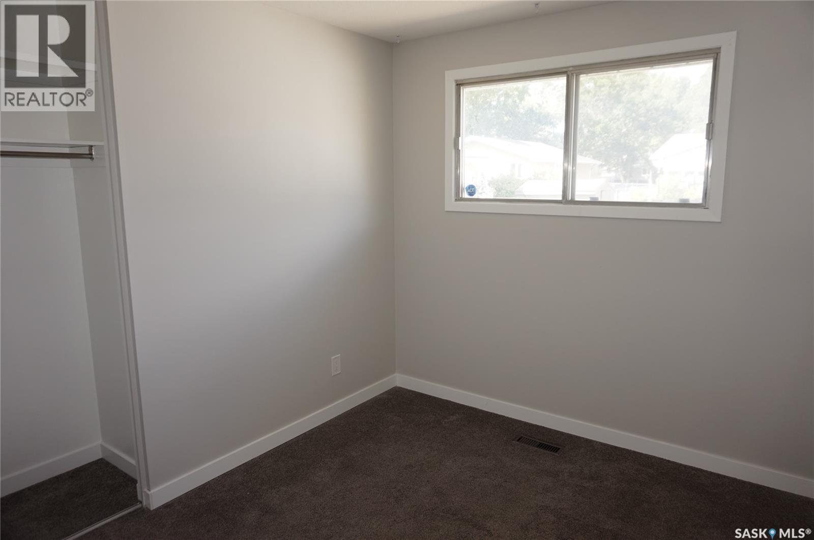 91 Plant Crescent, Regina, SK