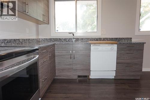 91 Plant Crescent, Regina, SK 