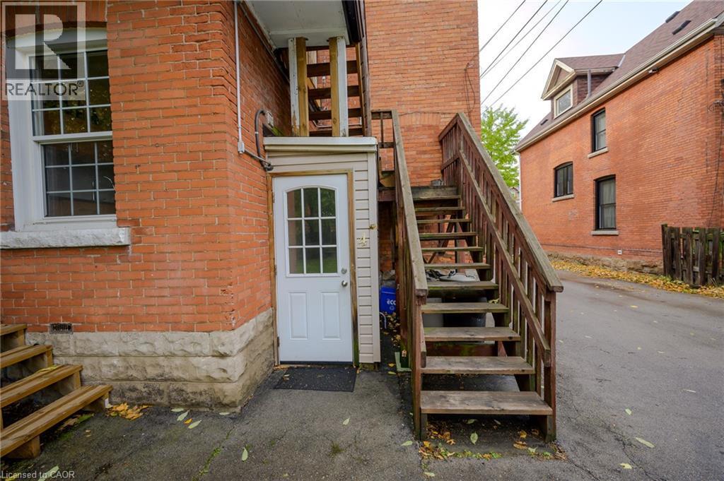 117 Fairleigh Avenue S, Hamilton, ON