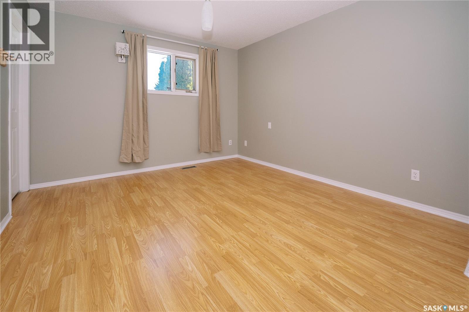 939 Haslam Crescent, Saskatoon, SK