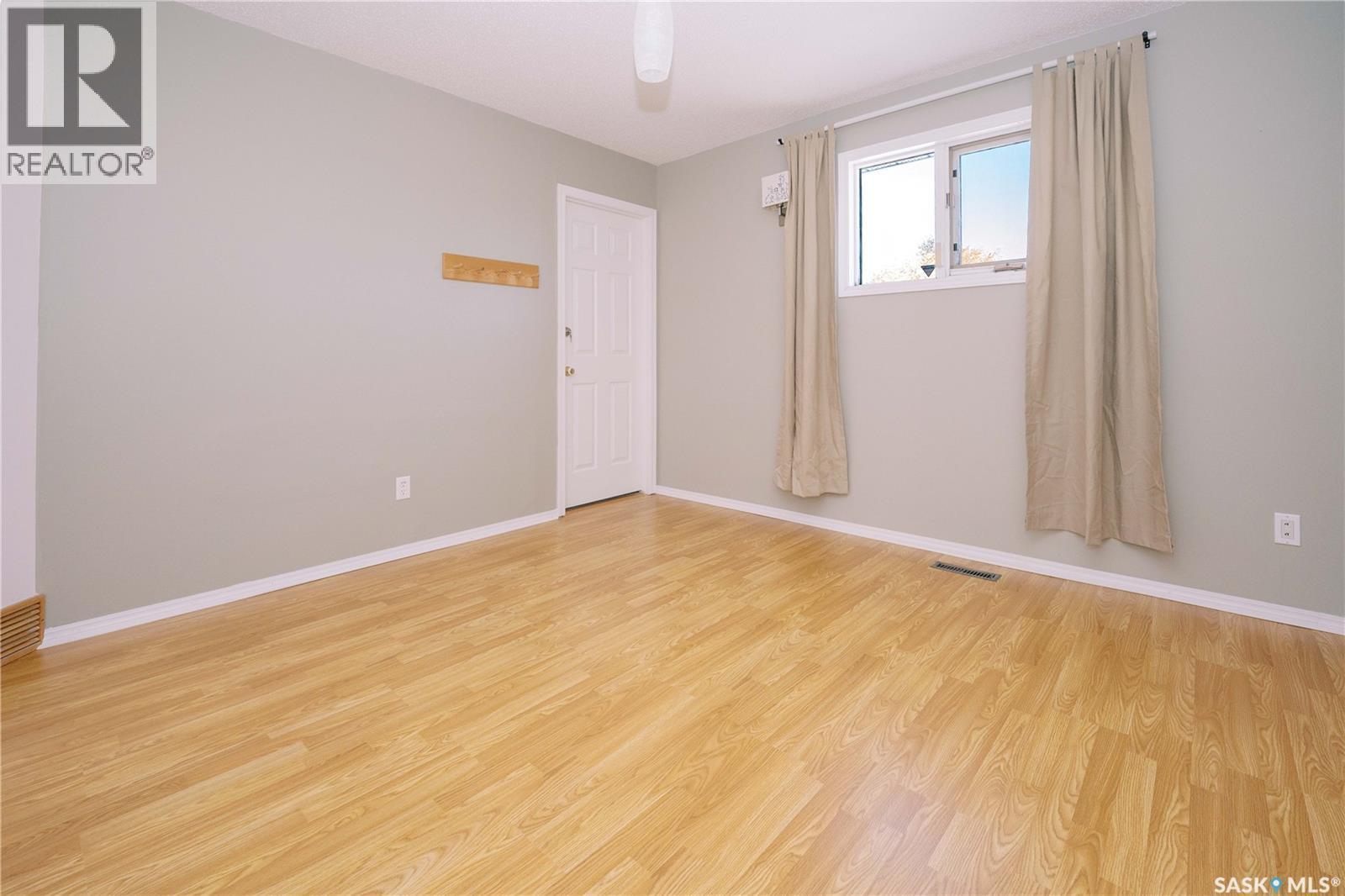 939 Haslam Crescent, Saskatoon, SK