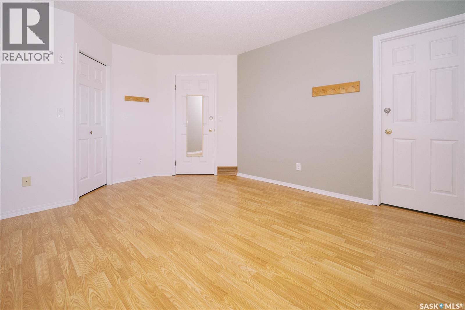 939 Haslam Crescent, Saskatoon, SK