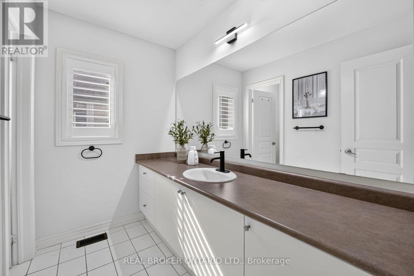 3231 Stoney Crescent, Mississauga, ON