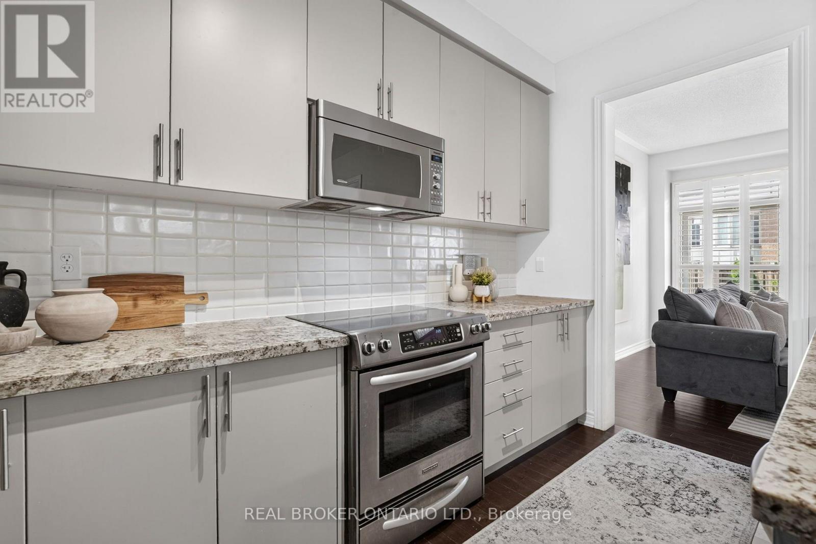 3231 Stoney Crescent, Mississauga, ON