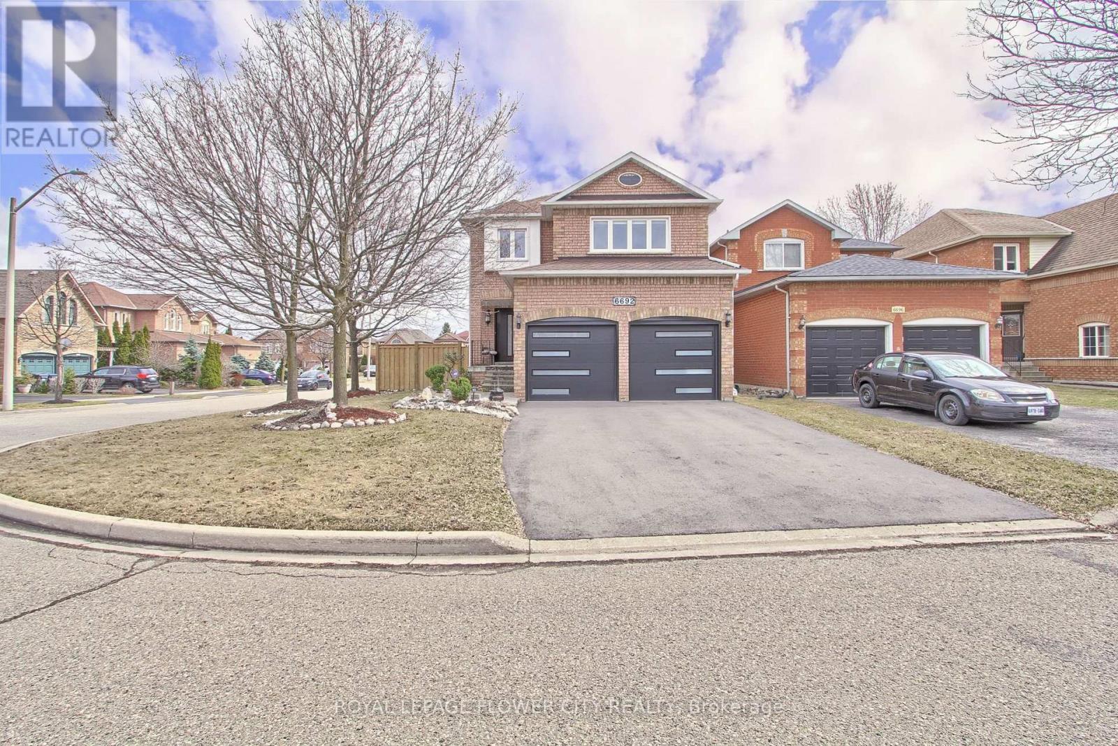 6692 Meteor Court, Mississauga, ON