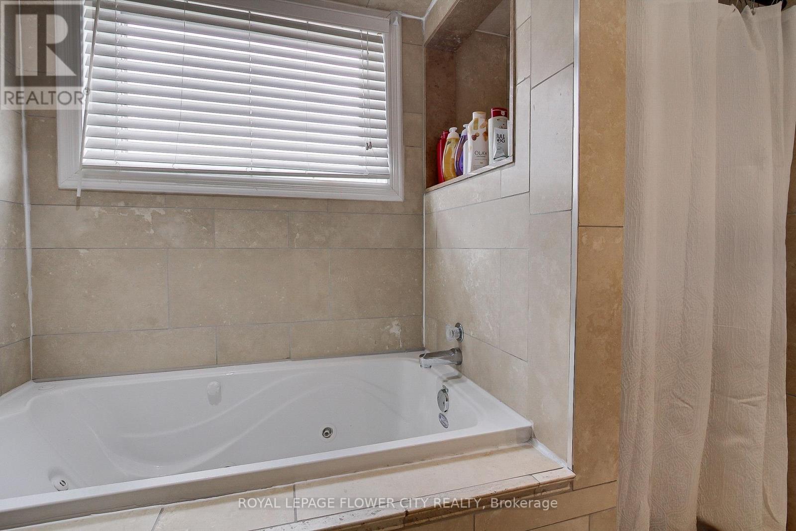 6692 Meteor Court, Mississauga, ON