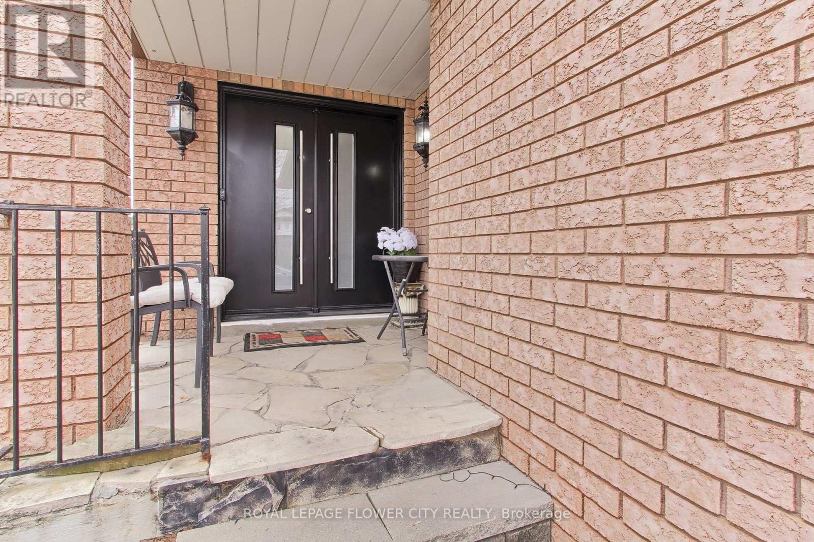 6692 Meteor Court, Mississauga, ON