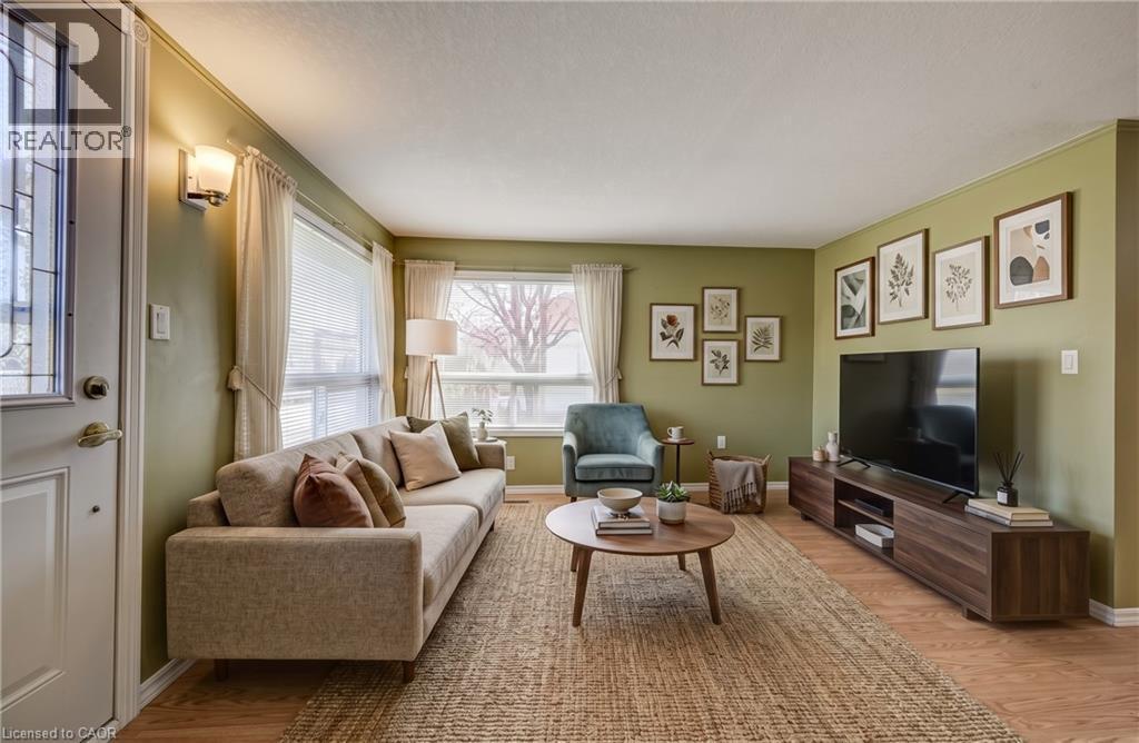 22 Pretoria Road, Cambridge, ON