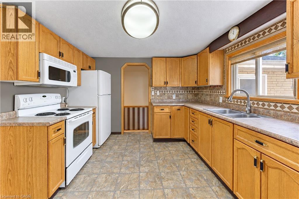 22 Pretoria Road, Cambridge, ON