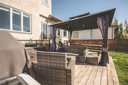 187 Lake Bend Rd, Winnipeg, MB 