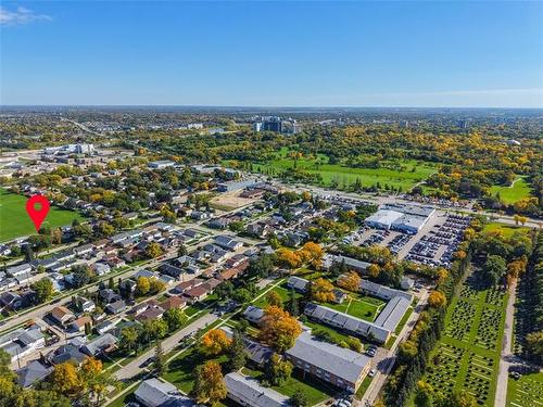 271 Southall Dr, Winnipeg, MB 