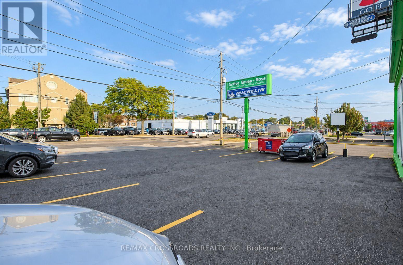 955 Upper James Street, Hamilton, ON