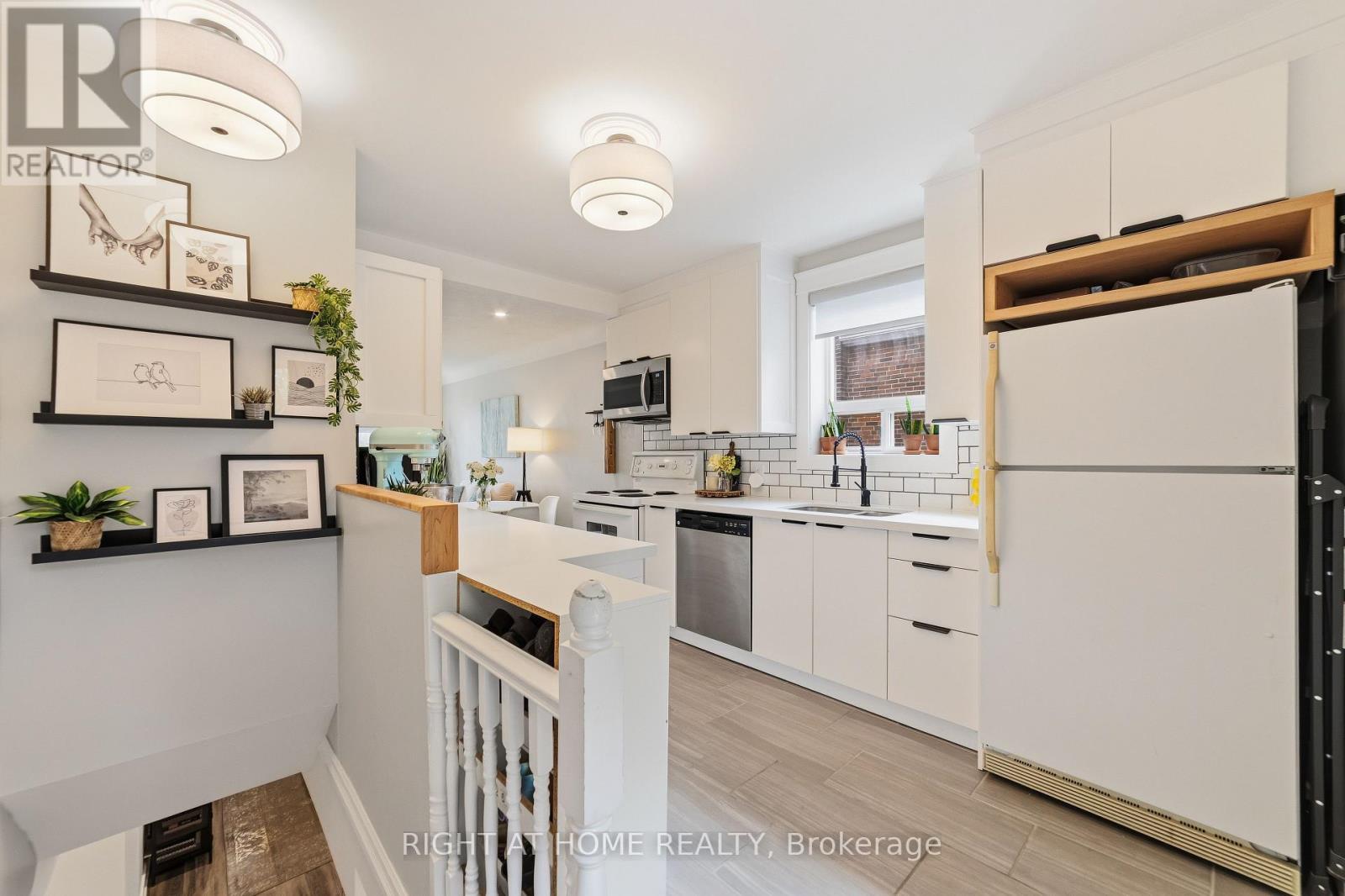206 East 19Th Street, Hamilton, ON
