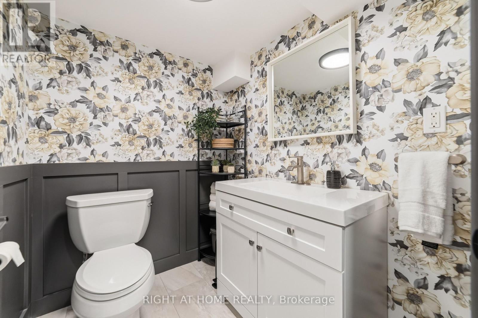 206 East 19Th Street, Hamilton, ON