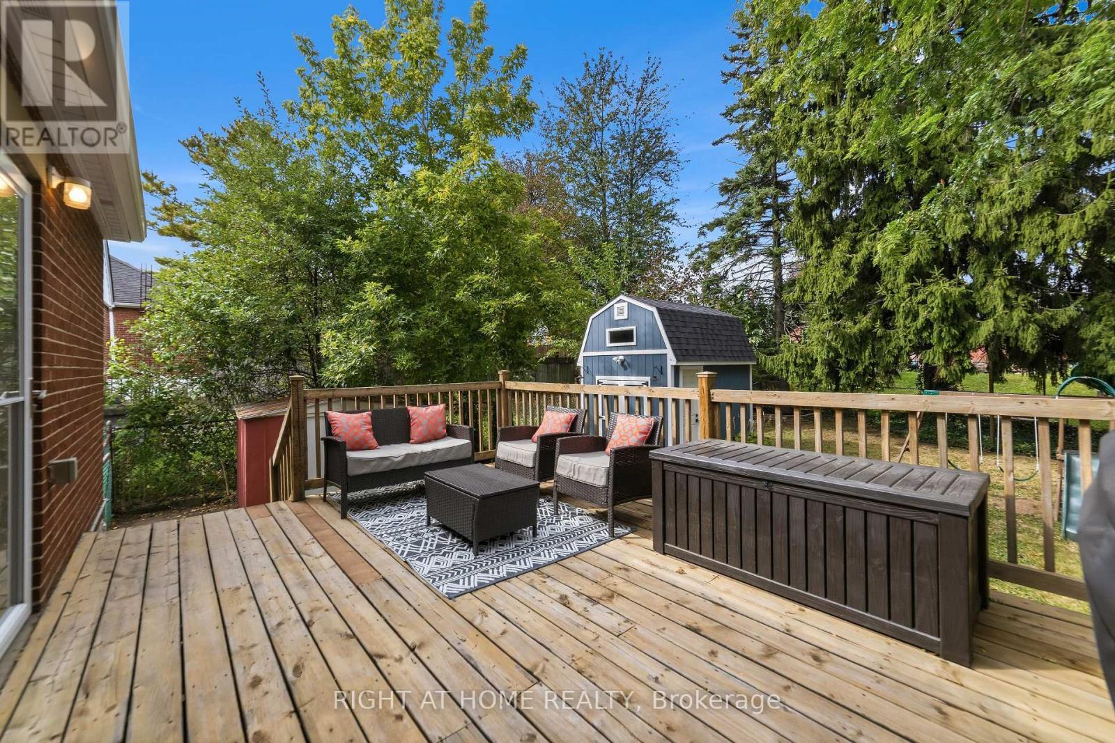 206 East 19Th Street, Hamilton, ON