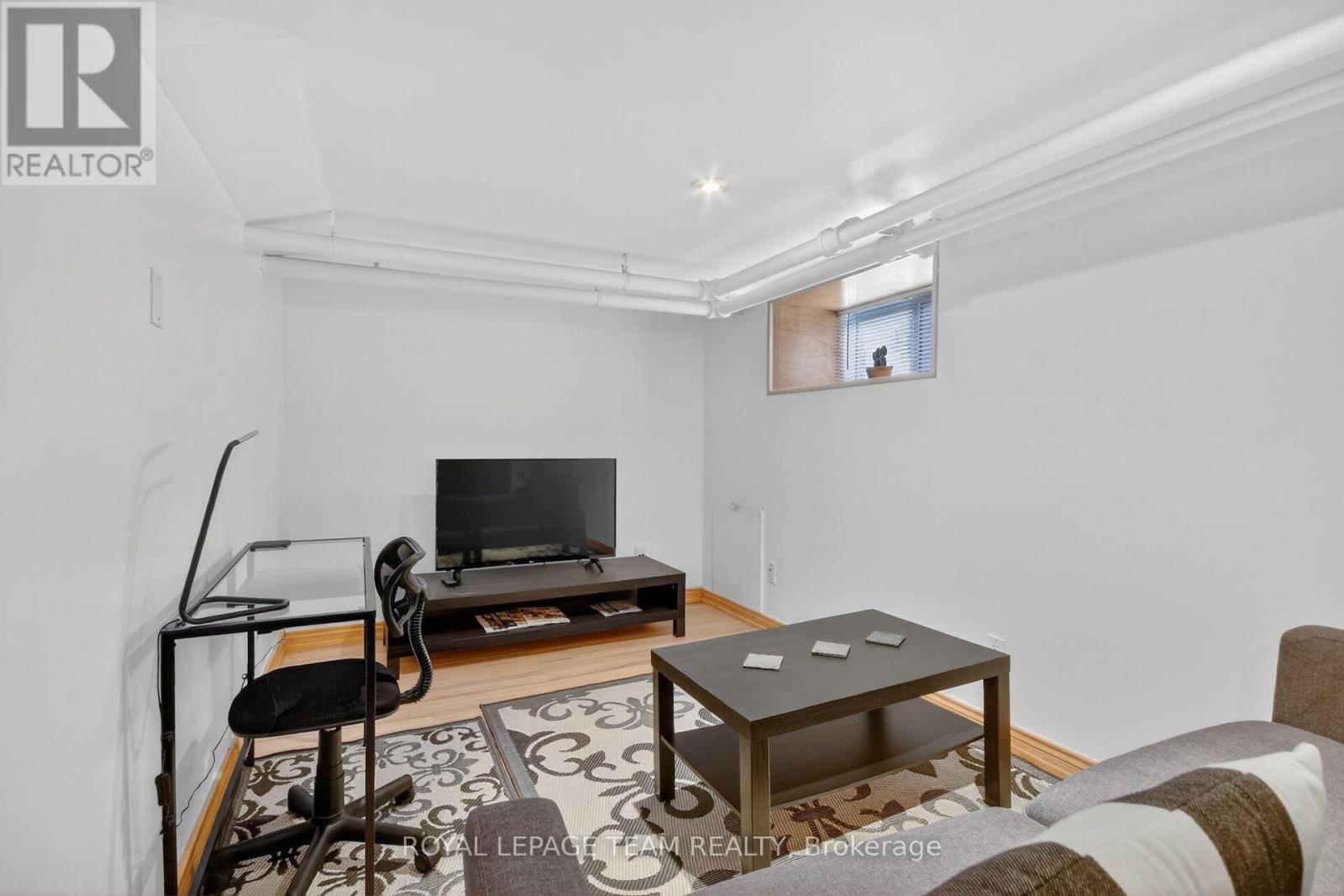 Lower level suite pic 6 - 64 Delaware Avenue, Ottawa, ON