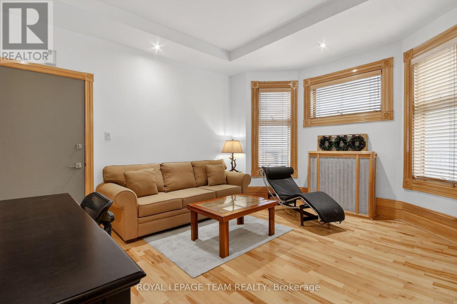 Main level one bedroom - 64 Delaware Avenue, Ottawa, ON