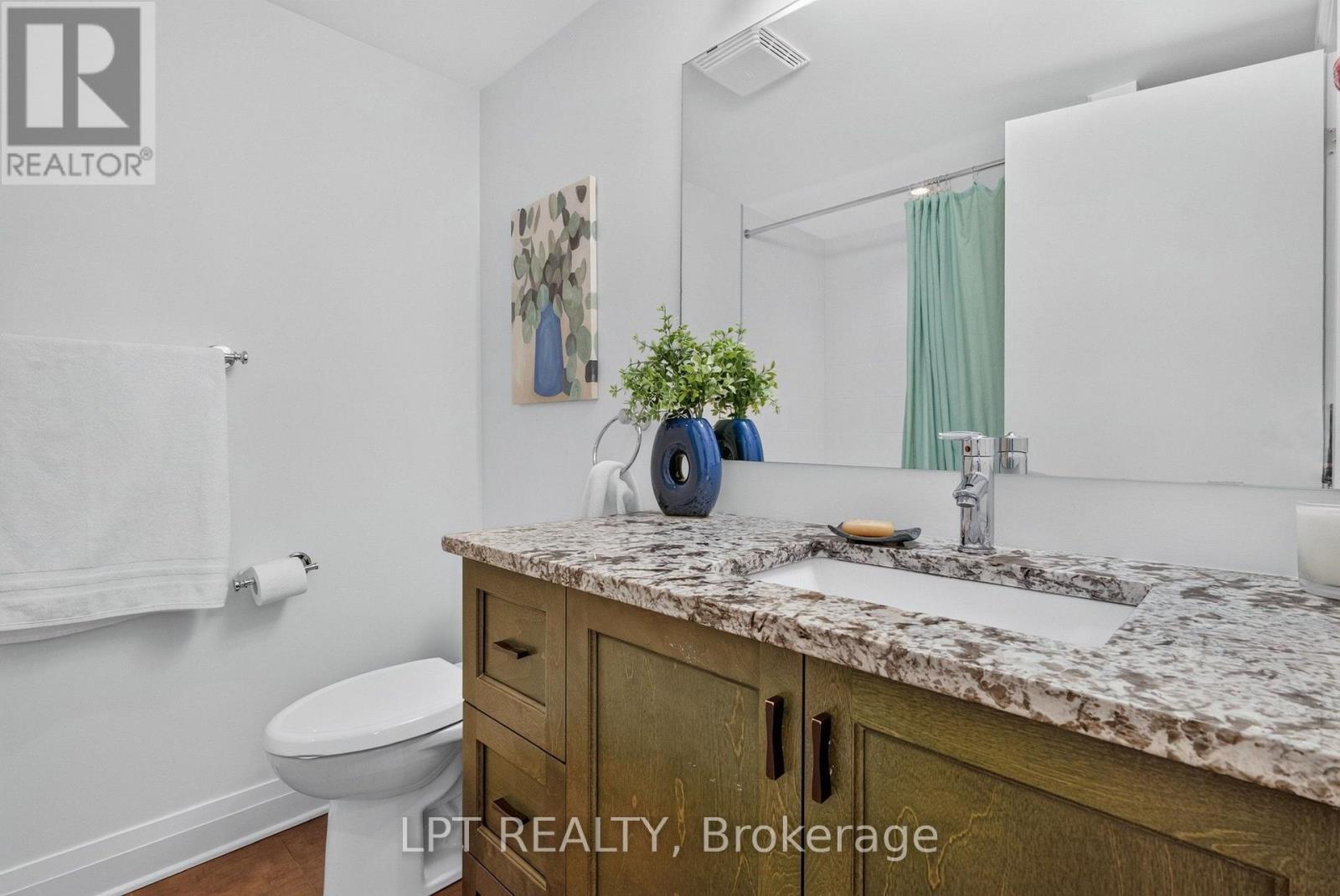 348 Ravenhill Avenue E, Ottawa, ON
