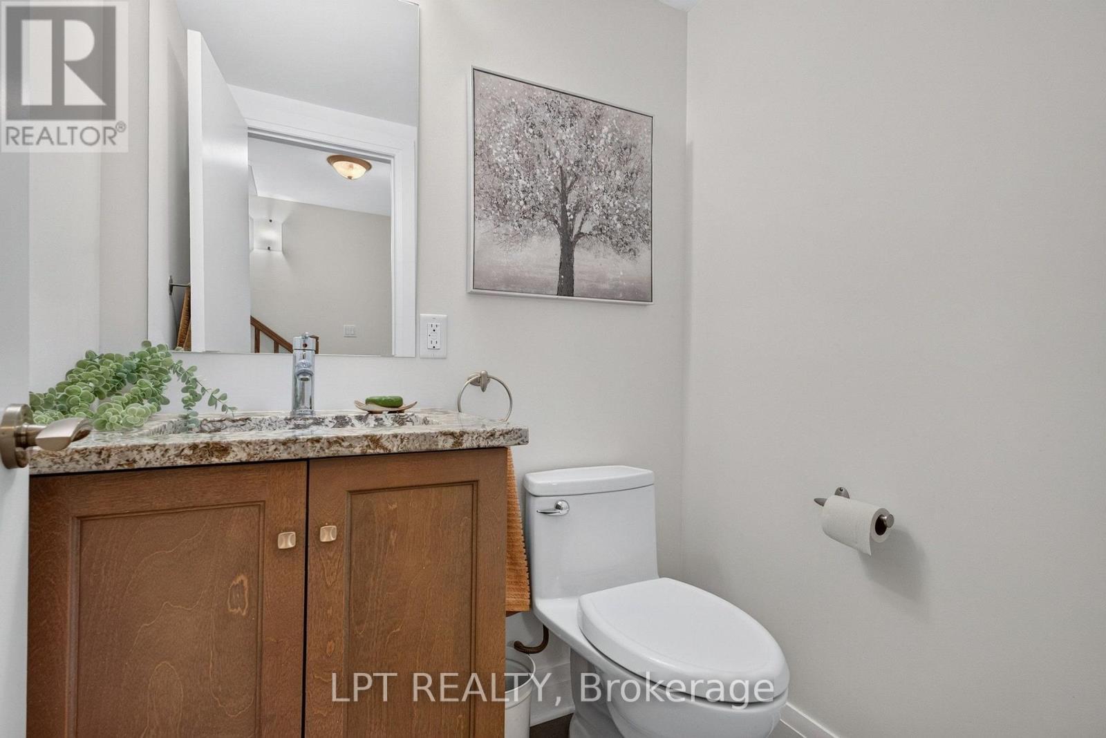 348 Ravenhill Avenue E, Ottawa, ON