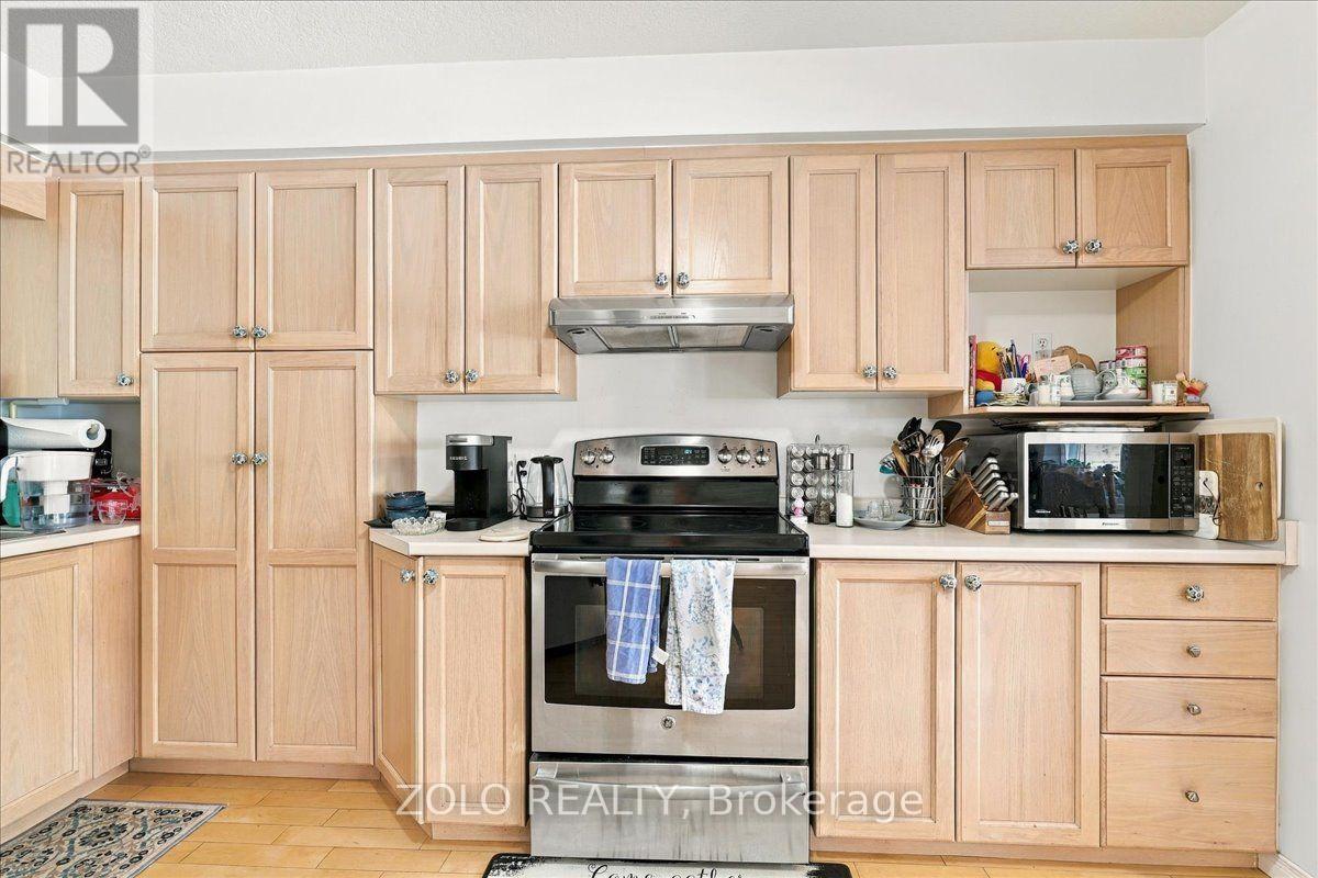 401 Hidden Creek Drive, Kitchener, ON