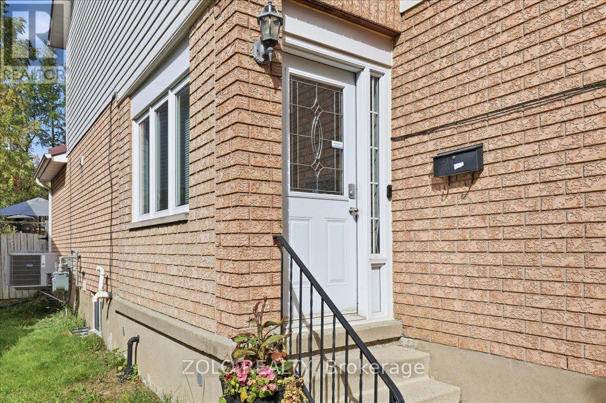 401 Hidden Creek Drive, Kitchener, ON