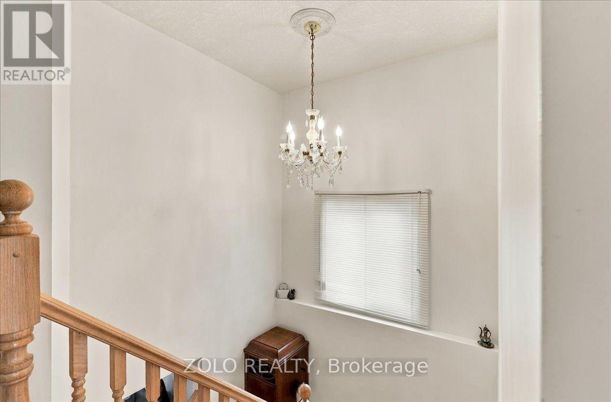 401 Hidden Creek Drive, Kitchener, ON