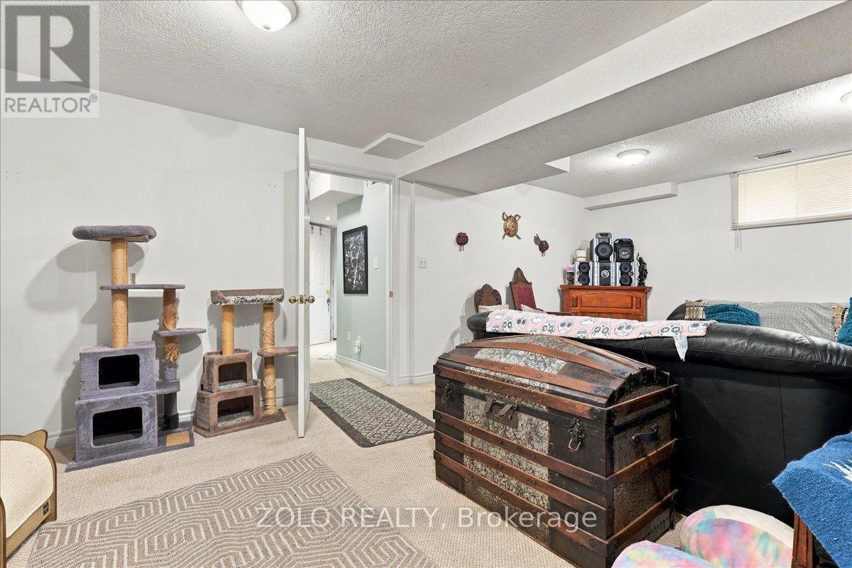 401 Hidden Creek Drive, Kitchener, ON