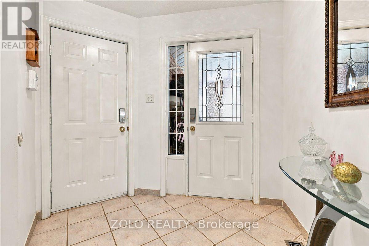 401 Hidden Creek Drive, Kitchener, ON