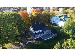 113 Regent ST Woodstock, NB E7M 5Z6