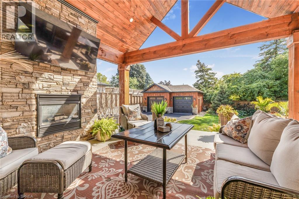 60 Mountain Brow Boulevard, Hamilton, ON