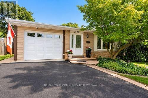 3202 CENTENNIAL DRIVE E  Burlington, ON L7M 1C2