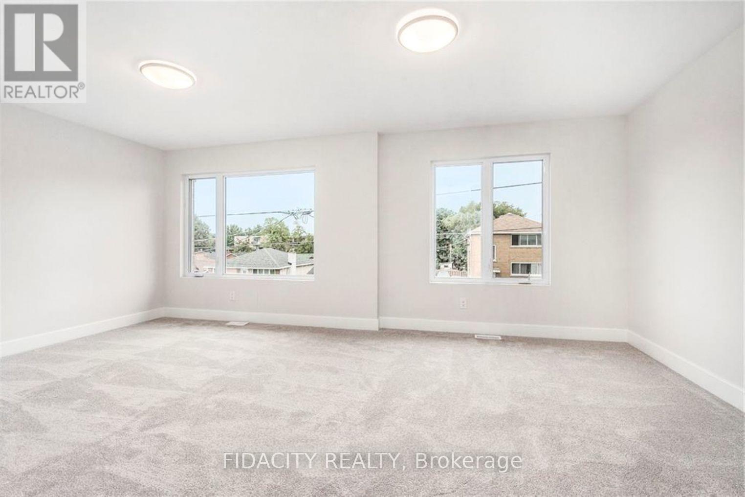 1402 Mayview Avenue, Ottawa, ON