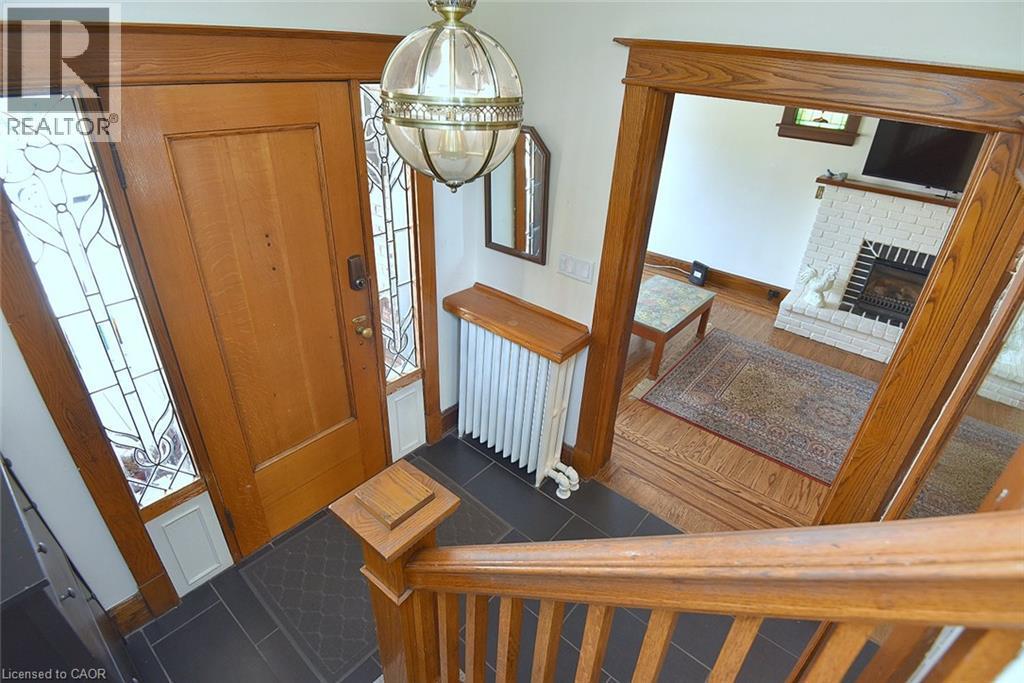 70 Kensington Avenue N, Hamilton, ON