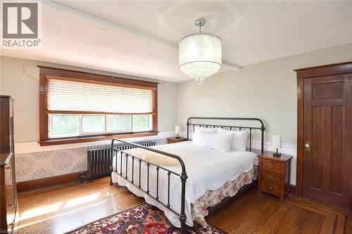 70 Kensington Avenue N, Hamilton, ON 