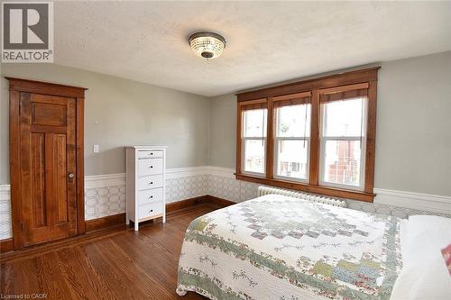 70 Kensington Avenue N, Hamilton, ON 