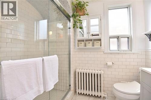70 Kensington Avenue N, Hamilton, ON 