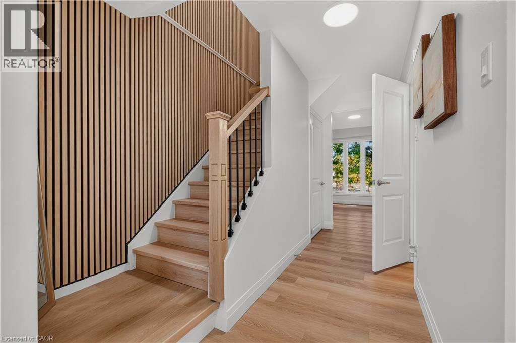 103 Dalegrove Drive, Kitchener, ON