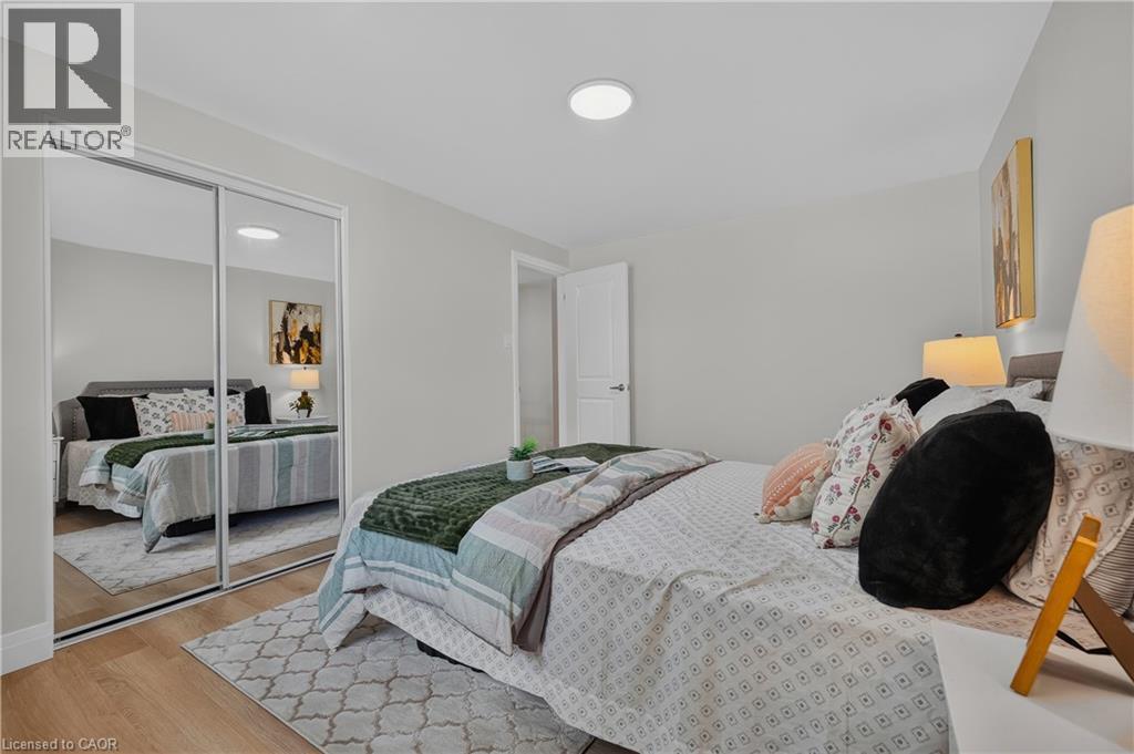 103 Dalegrove Drive, Kitchener, ON